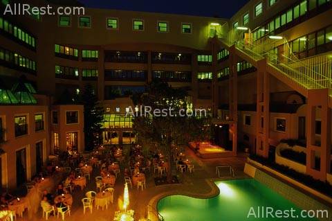 Corinthia Excelsior Hotel 9